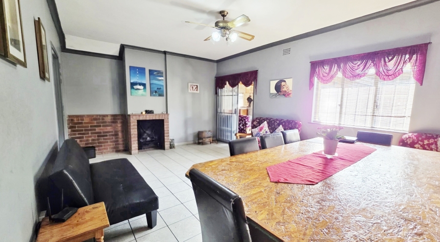 5 Bedroom Property for Sale in Kabega Park Eastern Cape